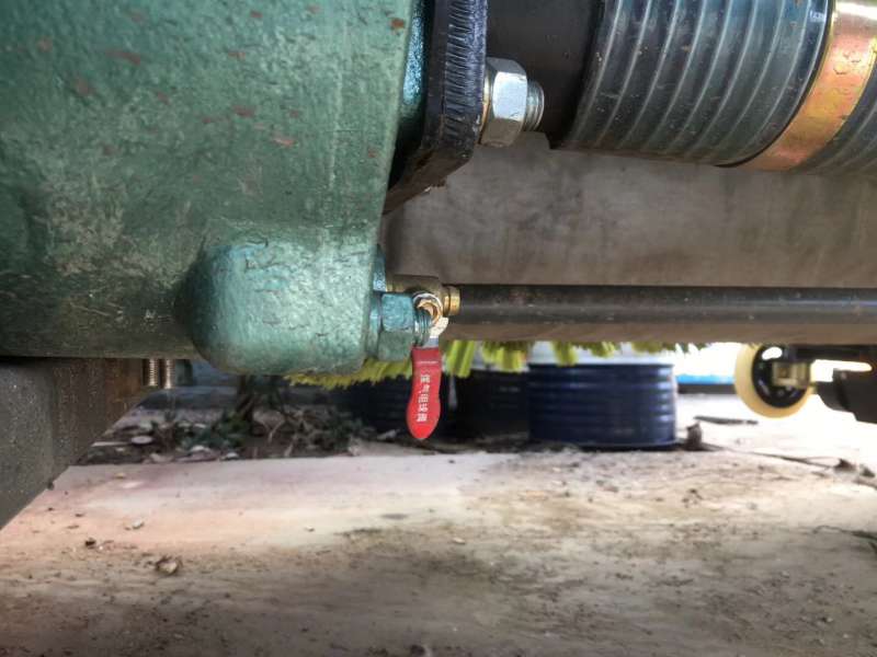 洗掃車低壓灑水泵放水球閥
